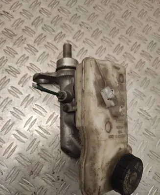 Renault Scenic RX Master brake cylinder 32067111