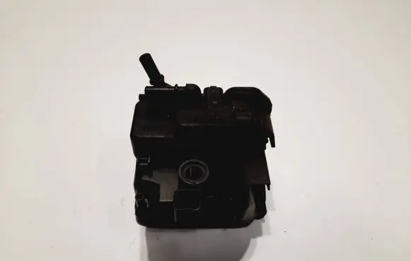 Peugeot 307 Fuel filter housing 