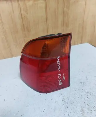 BMW 5 E39 Rear/tail lights 8361671 8371327 301239