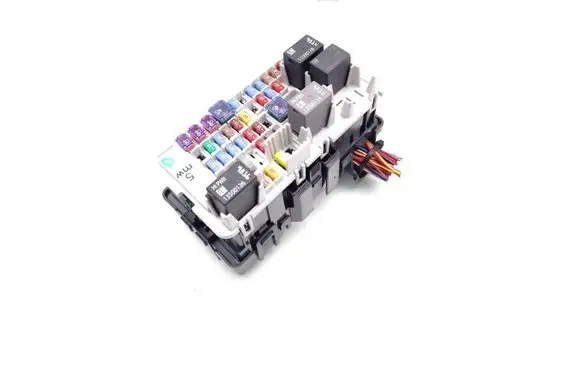 Opel Insignia B Fuse module 33172518