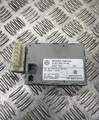 Mercedes-Benz E W211 Gateway control module A2115407545 A2115407445