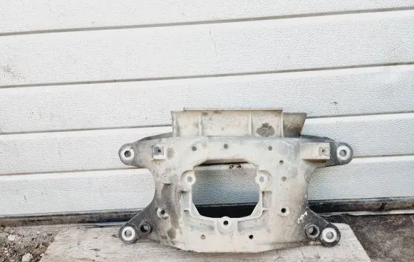 Audi A5 8T 8F Gearbox mounting bracket 8K0399263K 8K0399263