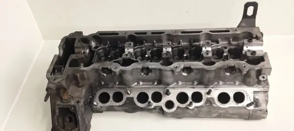 Opel Frontera B Engine head 