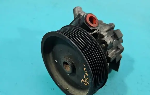 Mercedes-Benz ML W164 Power steering pump A0044668301 IMPRK1536549