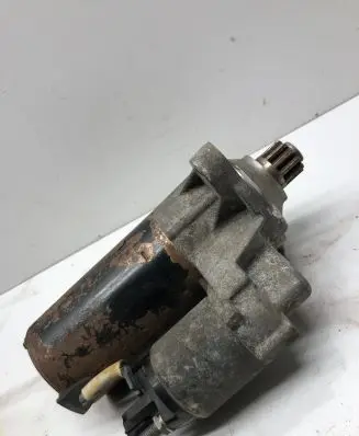Volkswagen PASSAT B6 Starter motor