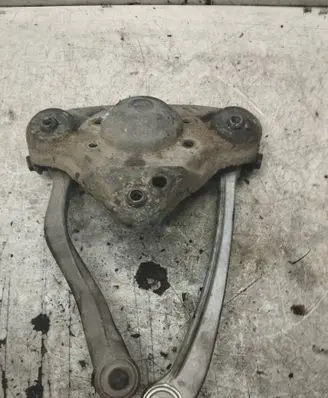Audi A6 S6 C5 4B Coil spring mount 8d0412383e