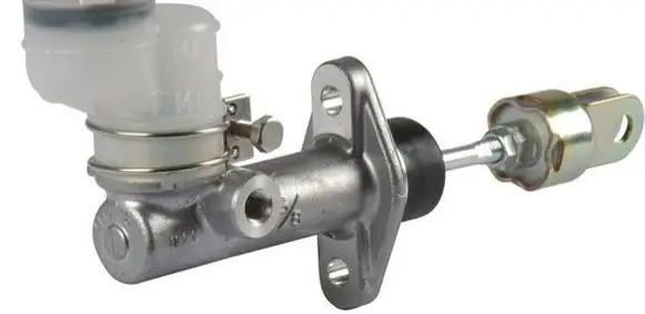Mitsubishi Sapporo Clutch master cylinder J2505053
