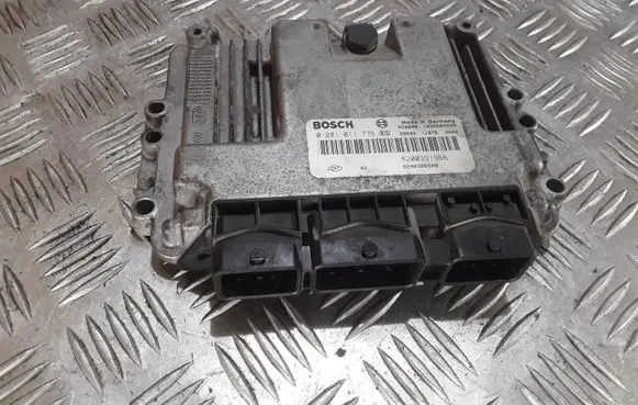 Renault Scenic II - Grand scenic II Engine control unit/module 0281011776 8200391966
