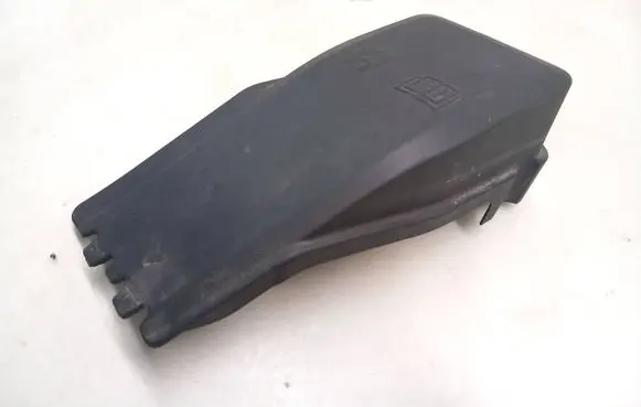 Volvo V70 Fuse box cover 6G9T14A076la