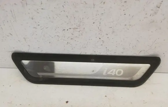 Hyundai i40 Side skirt rear trim 858883Z100