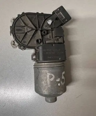 Peugeot Partner Wiper motor 0390241621