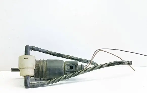 Audi A4 S4 B5 8D Windscreen/windshield washer pump
