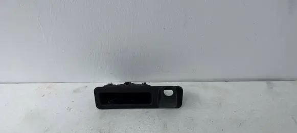BMW 1 F40 Tailgate/trunk/boot exterior handle 7381868 14476910