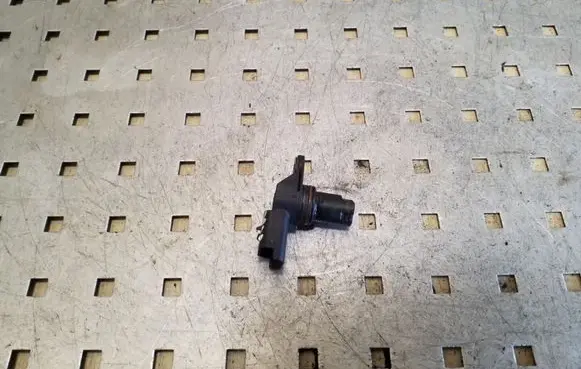 Nissan Qashqai Crankshaft position sensor 8200567414