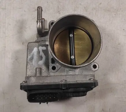 Toyota Sienna XL30 III Throttle valve 220300P050