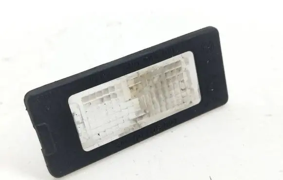 Seat Alhambra (Mk2) Number plate light 5N0943021