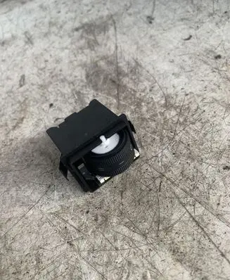 Audi A6 S6 C6 4F Headlight level height control switch 4F0941301