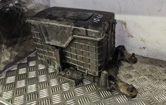 Battery box tray