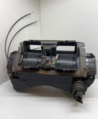 BMW 5 E28 Interior heater climate box assembly 1373958 S02023327B