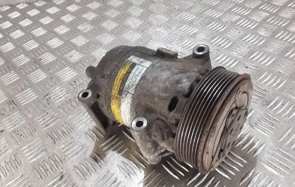Renault Scenic II - Grand scenic II Air conditioning (A/C) compressor (pump)