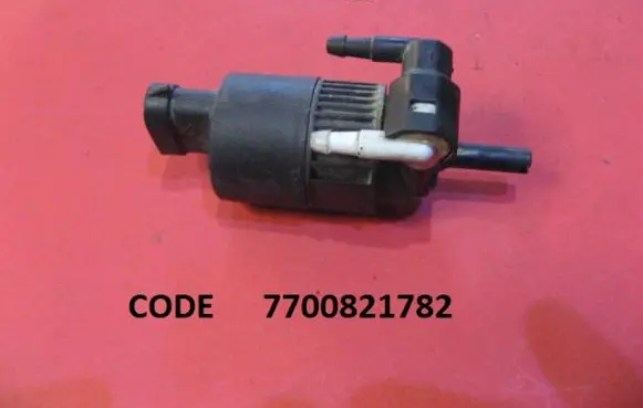 Renault Laguna I Windscreen/windshield washer pump 7700821782