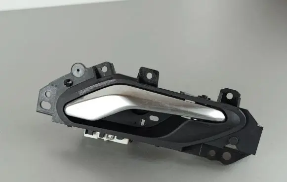 Jeep Grand Cherokee WL Front door interior handle 6PV27TRMAA
