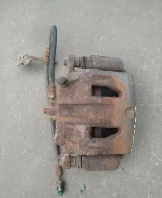 Hyundai Santa Fe Front brake caliper