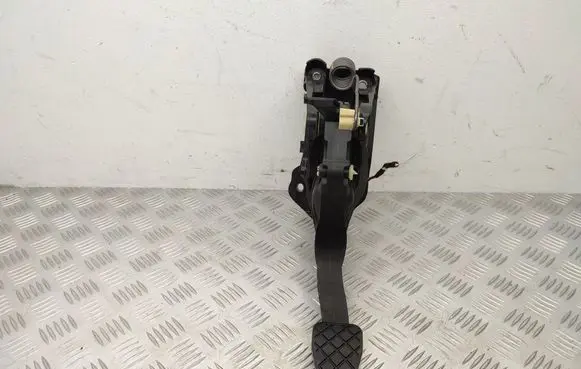 Seat Leon (5F) Clutch pedal 5Q1721059FH