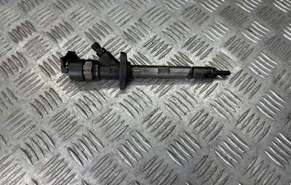 Peugeot 607 Fuel injector 9637277980
