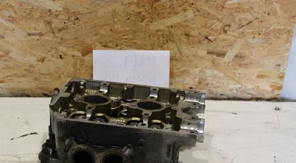 Subaru Forester SG Engine head EJ205NW3BB