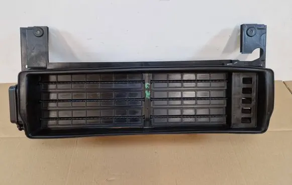 Hyundai Kona I Radiator trim 86961CM000