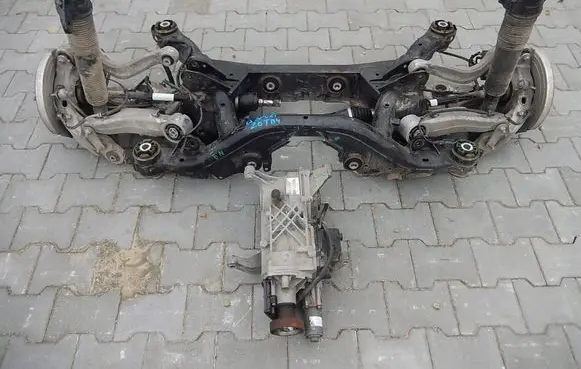 Alfa Romeo 166 Rear subframe 00075