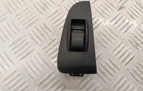 Toyota Avensis T250 Electric window control switch 7427105020 8481005050