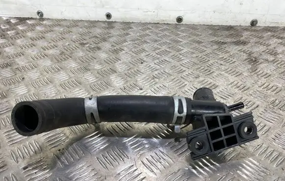 Hyundai Kona I Engine coolant pipe/hose 25411J9000