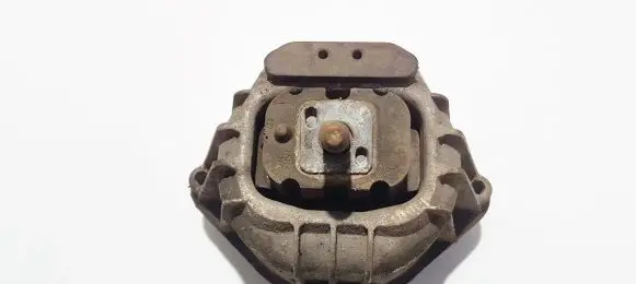 BMW 1 E81 E87 Engine mount bracket 13981112ge