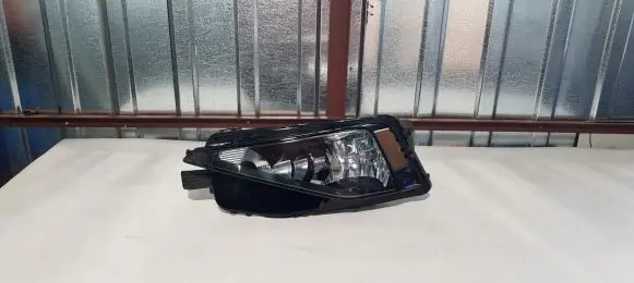 Volkswagen Golf Sportsvan Headlight/headlamp