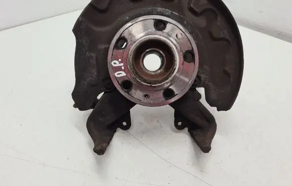 Skoda Fabia Mk3 (NJ) Front wheel hub spindle knuckle