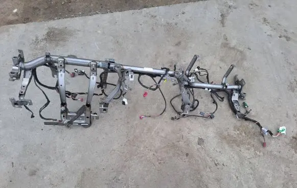 BMW M4 G82 G83 Dashboard cross member/frame bar 6804042