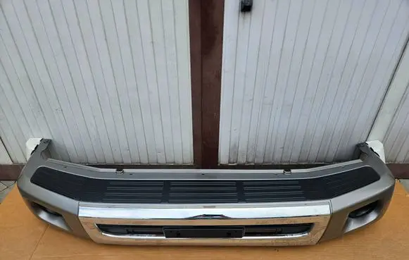 Toyota Land Cruiser (BJ70) Front bumper 5211960890