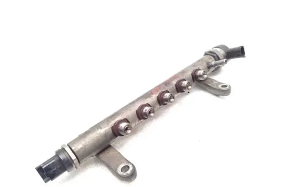 Land Rover Freelander 2 - LR2 Fuel main line pipe 9654748880