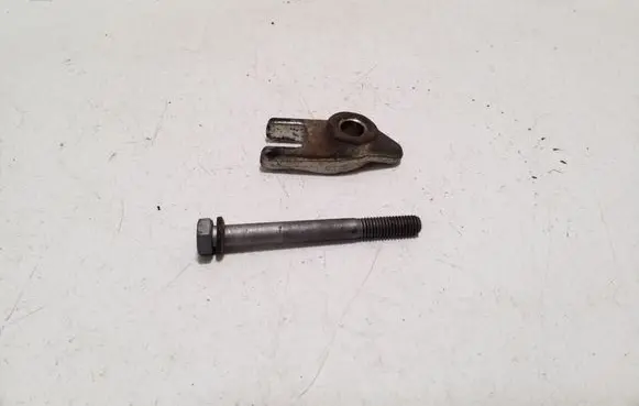 Iveco Daily 6th gen Fuel Injector clamp holder 