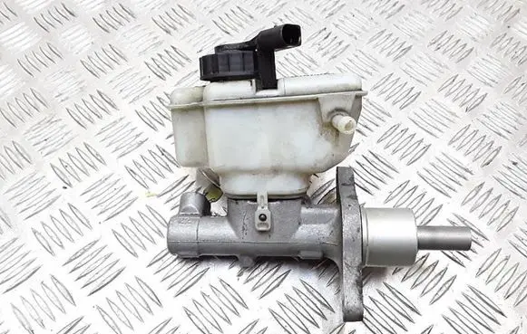 Audi A3 S3 8P Master brake cylinder 1K1611301C