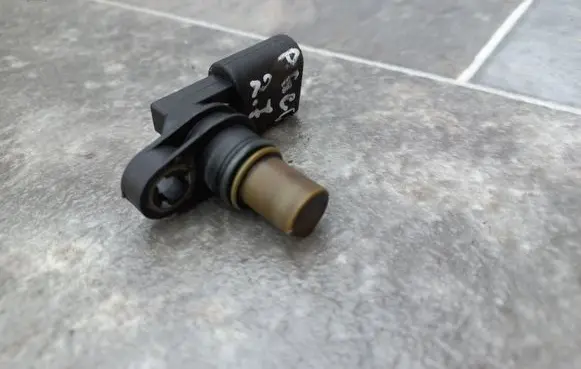 Audi A6 S6 C6 4F Camshaft position sensor 06E905163