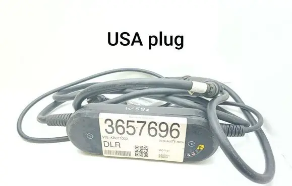 Audi e-tron Electric car charging cable 8V4971675DA