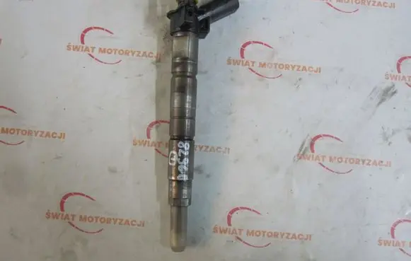 BMW 3 E92 E93 Fuel injector 0445116001