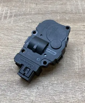 Mercedes-Benz S W221 Air flap motor/actuator 410475520