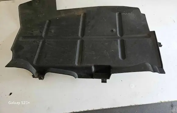 Opel Vivaro Other under body part 8200422680 93854604 1020479