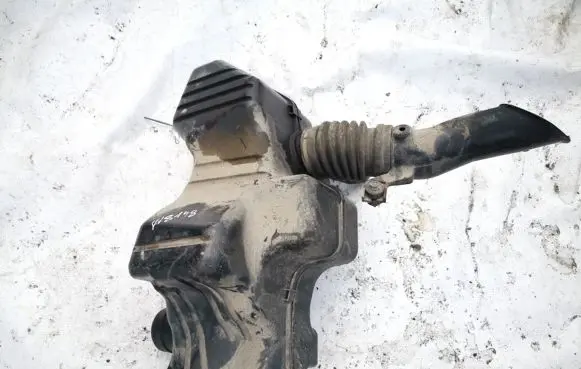 Honda FR-V Intake resonator 