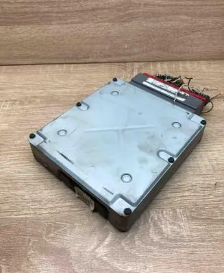 Ford Mondeo Mk III Engine control unit/module ECU 2S7A12A650AHC ZFH2