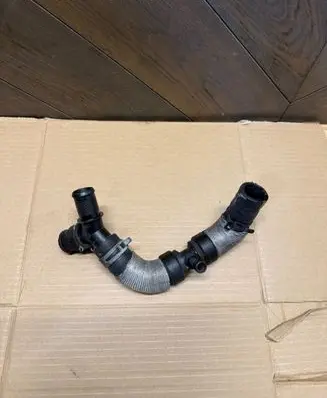 Jaguar XF X250 Engine coolant pipe/hose 1320755